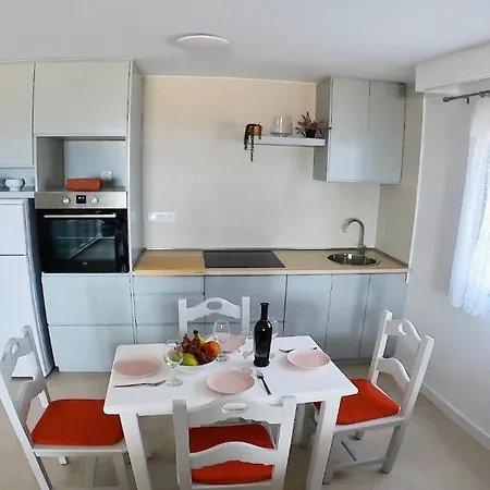 Apartman Apartamento, Arena, Primera Linea Mar, Sea Views *